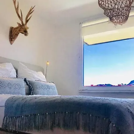 Design Ferienwohnung Mit Bergblick Und Schwimmbad